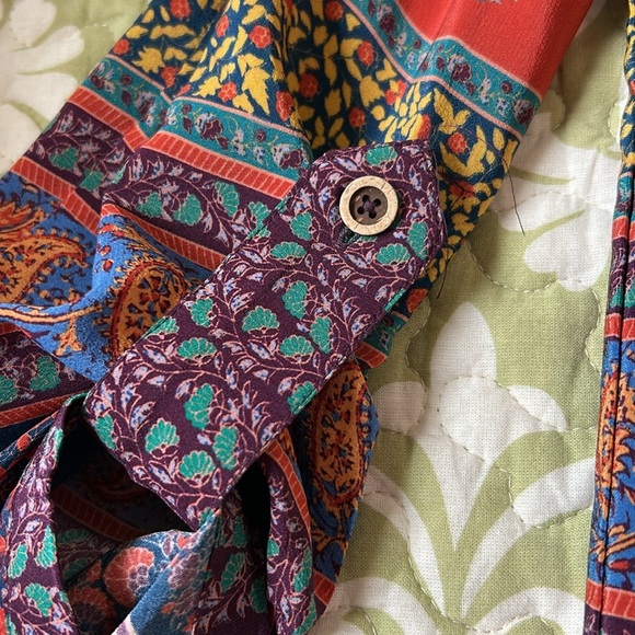 Colorful Patterned Button-Up Dress - Picture 7 of 9